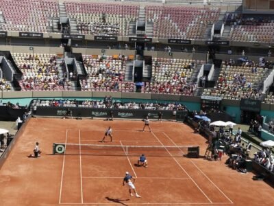 Alcaraz estreia em Viena contra Khachanov, que nunca venceu em seis duelos