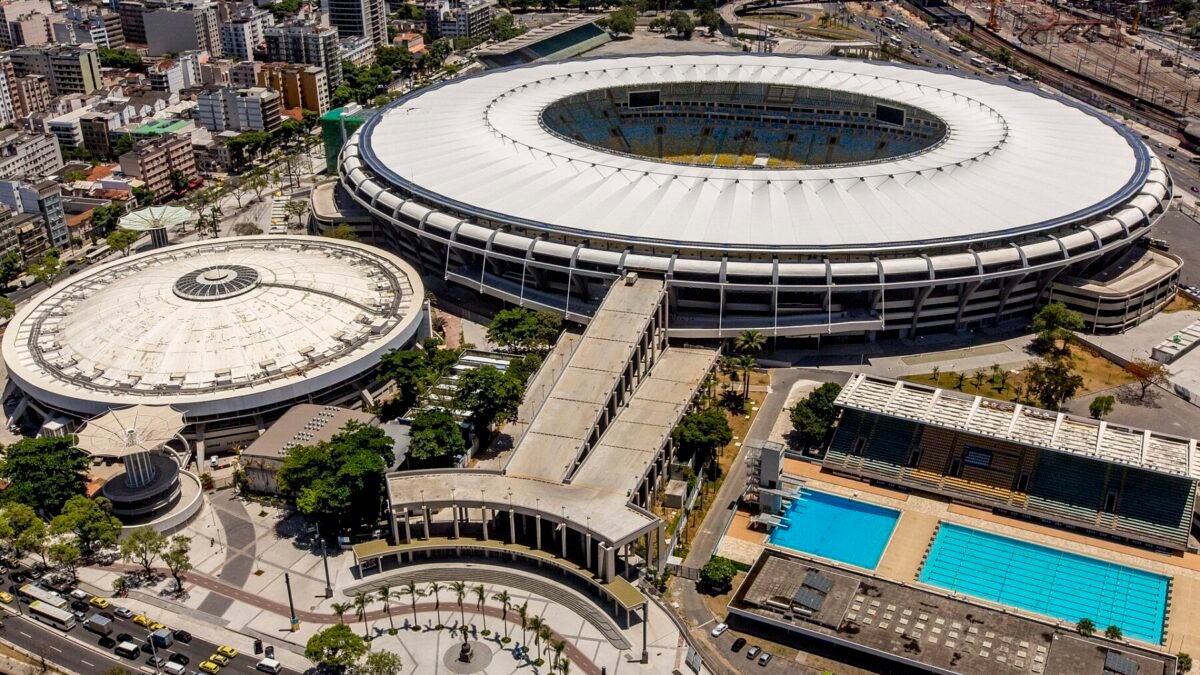 Flamengo x Fluminense: Fla-Flu é domingo (11), às 17h30, no Maracanã, com Varela e Ortiz