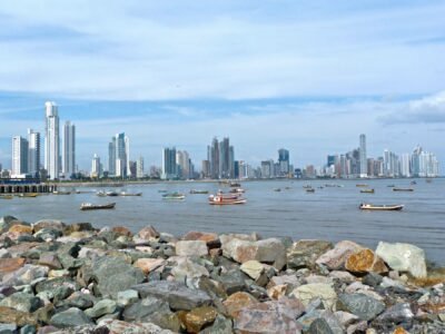 Terremoto de magnitude 7,7 atinge o Panamá e provoca pânico na capital