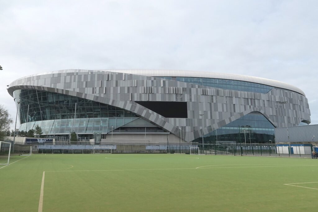 Vista leste do Tottenham Hotspur Stadium, em Londres, em foto de março de 2019