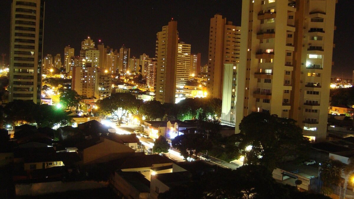 Suspeito de invadir casa e atacar mulher na frente dos filhos é preso em Campo Grande