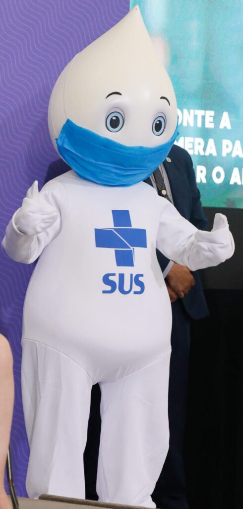 Zé Gotinha no lançamento do Plano Nacional de Operacionalização da Vacinação Contra a Covid-19